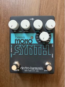 Electro-Harmonix Bass Mono Synth Pedal
