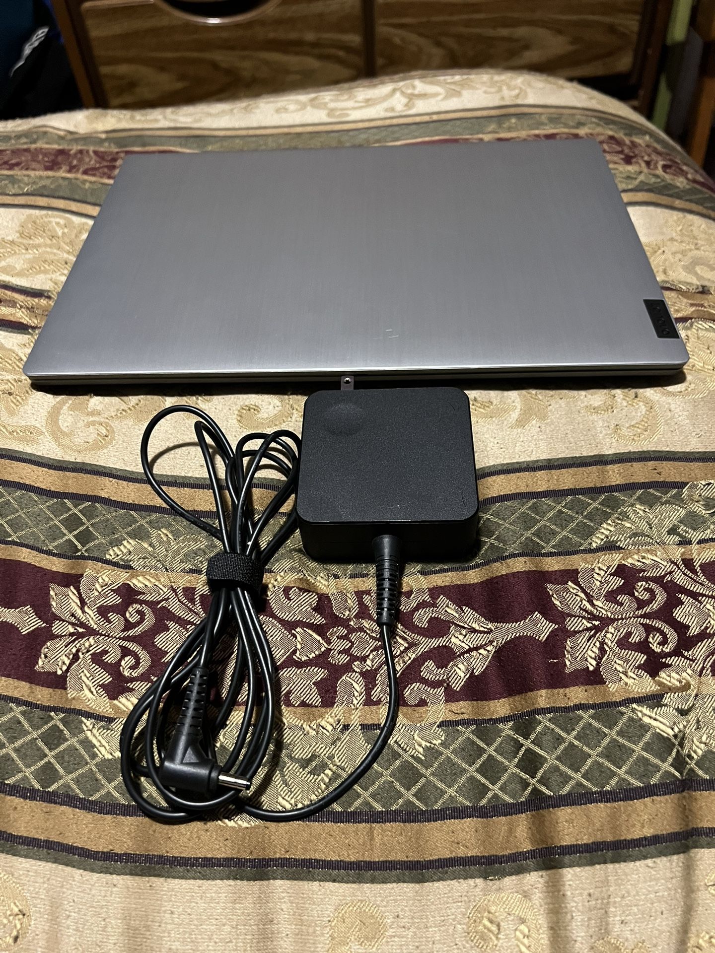 Lenovo IdeaPad 3 14IIL05 14" Laptop Computer