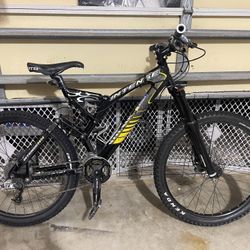 Full Suspension Uzi Intense