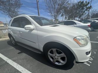 MERCEDES BENZ ML 350 - $ 8.000