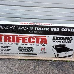 NEW! Tonneau Cover 22 Nissan Frontier