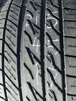 215 45 17 one good Nitto tire