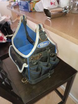 https://offerup.com/redirect/?o=QUNQUk8uQ09N TOOL BAG PLUMBER/ELECTRTION ETC. USED BUT GREAT COND