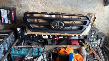 Toyota front grill