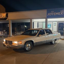 94 Cadillac Fleetwood Brougham 