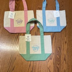 Pastel mini tote bags