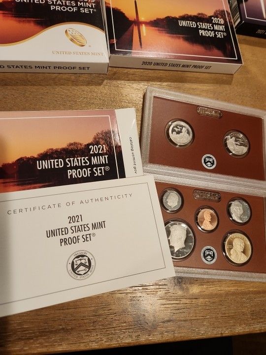 2021 US mint 7 coin proof set with box and certificate of authentication- EXCELLENT