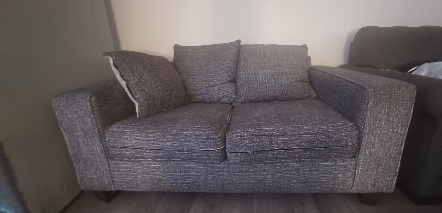 Small Grey Sofa !!