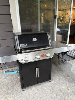 Weber genesis Natural Gas Grill
