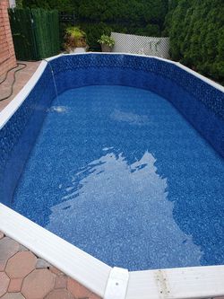 Swimming pool liner