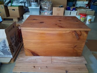 Extra Heavy Duty Storage Chest