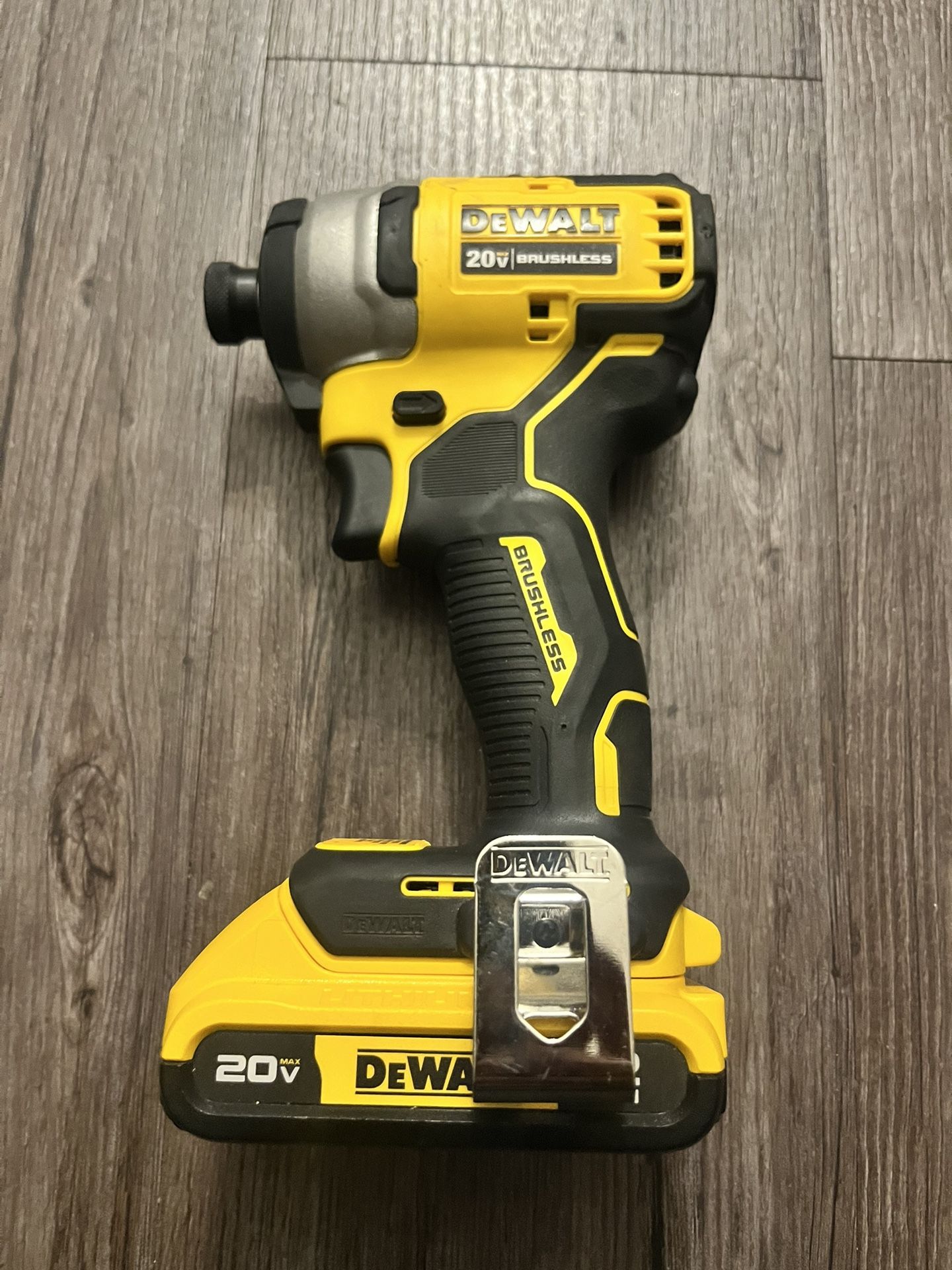 Dewalt 20V Impact Drill With Battery