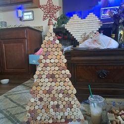 DIY Corks Holiday Christmas Tree Home Decor 