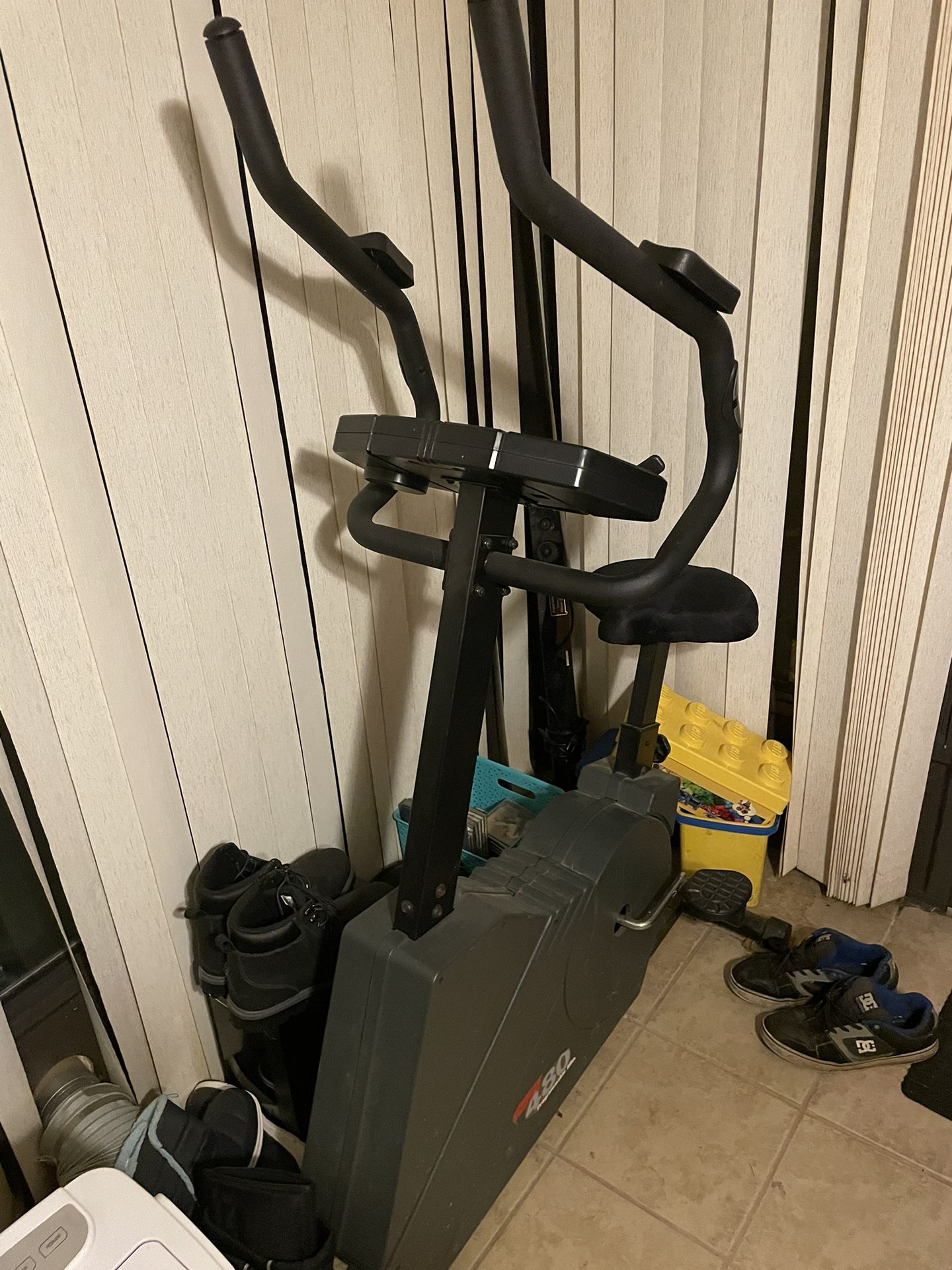 Fitness Quest Edge 480 Exercise Bike-REDUCED