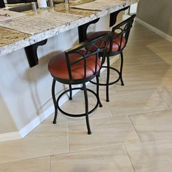 Set of 2 Swivel Bar Stools – Excellent Condition!