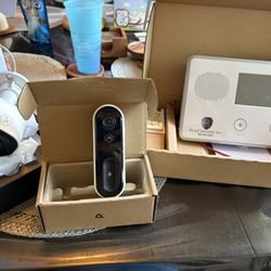 Camara Doorbell And Wall Monitor