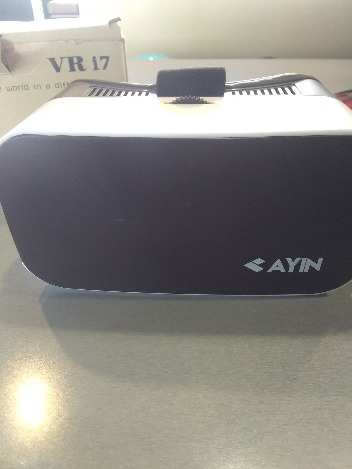 Ayin VR Headset