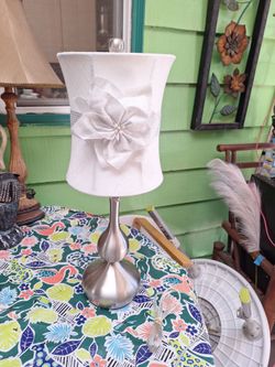 24 inch Accent lamp