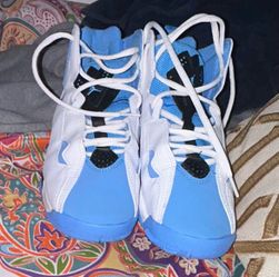 Size 6 Air Jordan High-Top Sneakers Blue and White s6
