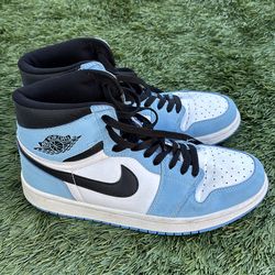 Sky blue Jordan 1 mid ( size 8.5 in men’s)