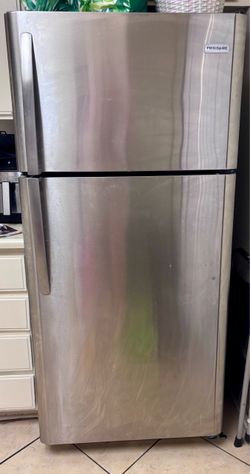 Frigidaire Stainless Steel Top-Freezer Refrigerator