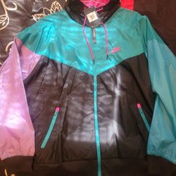 Nike Wind Breaker 
