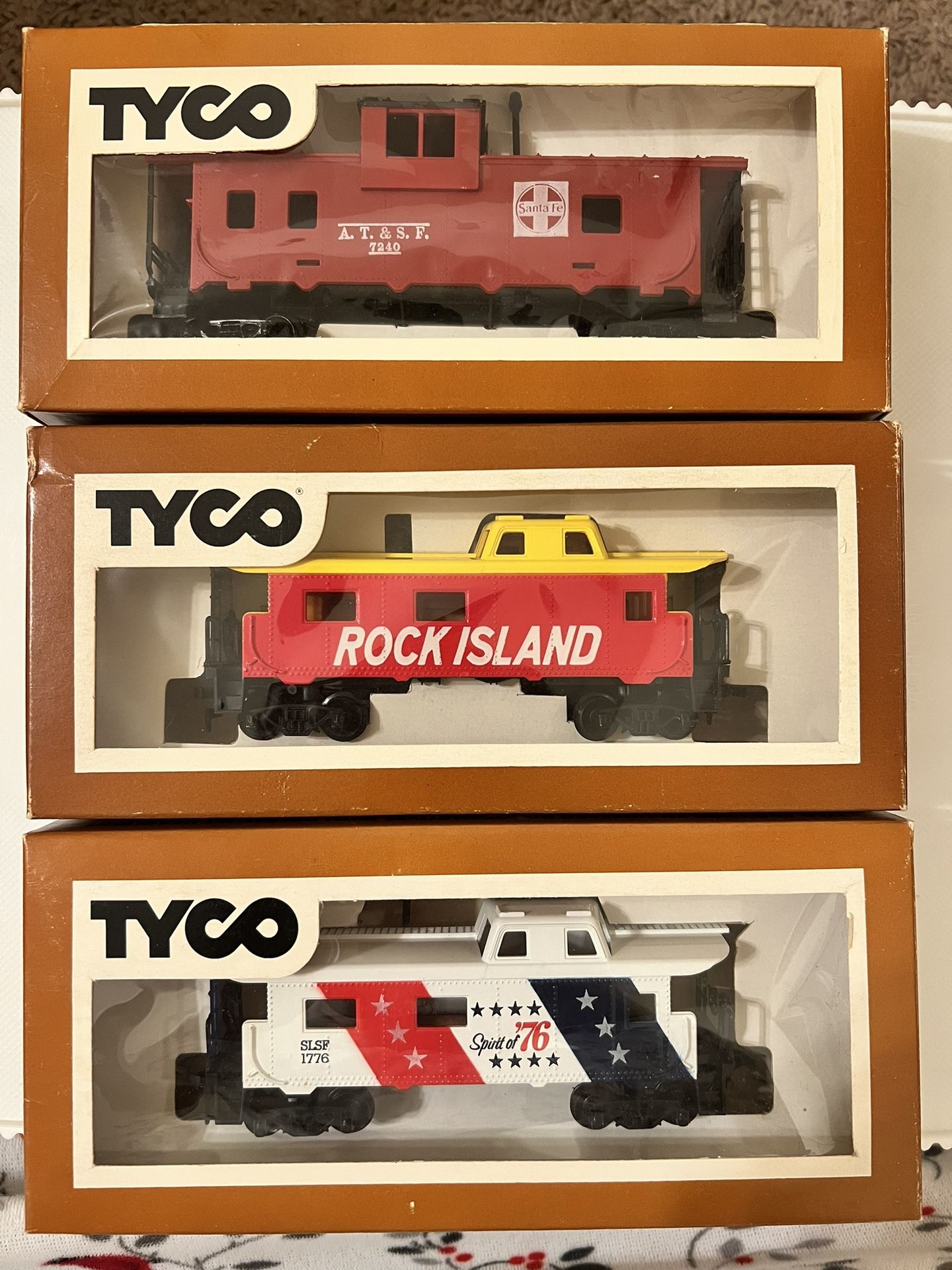 3 Tyco Cabooses