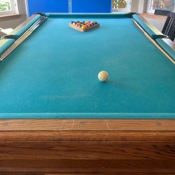 8' Thea Pool Table $399 Or Best Offer