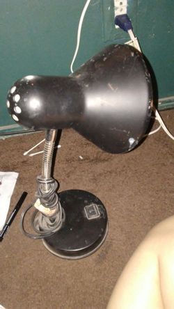 Desk lamp