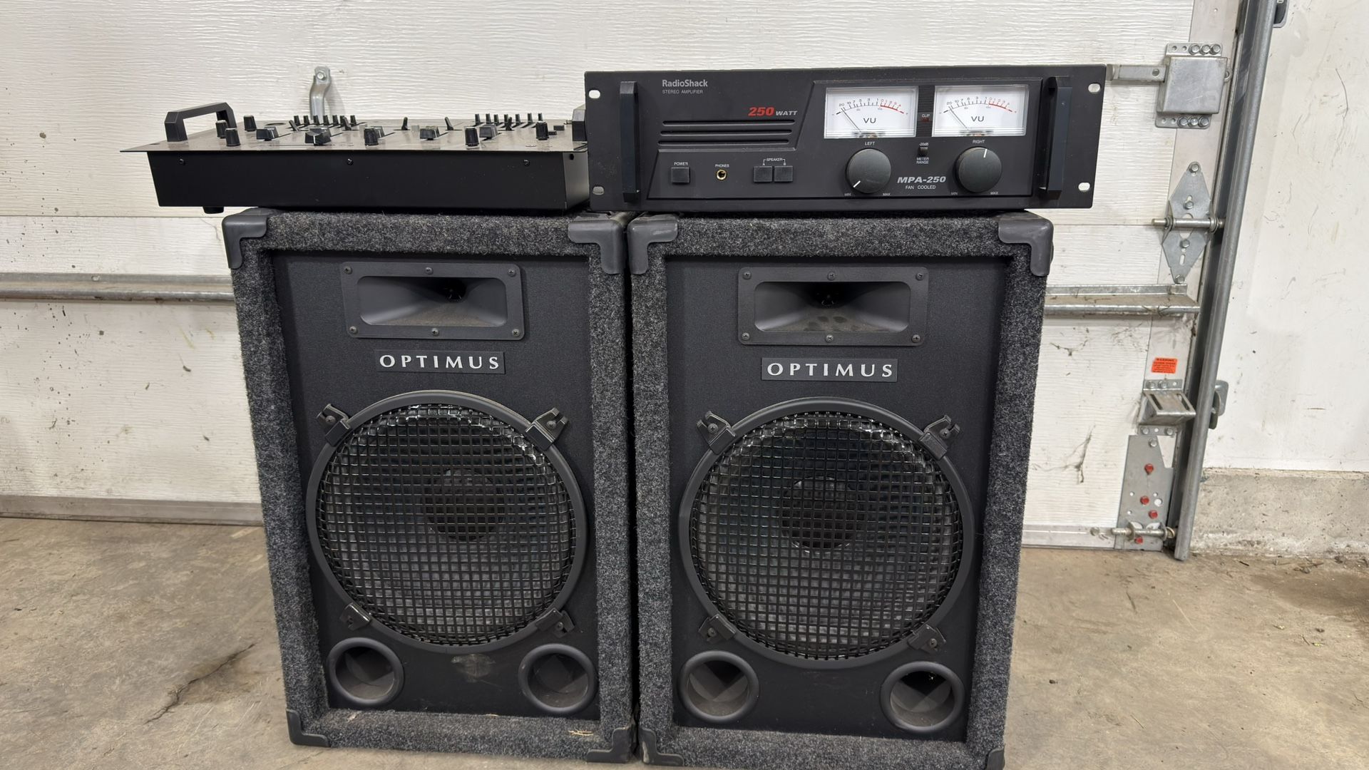PA Speakers With Amp And Mixer