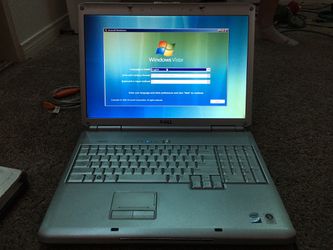 Dell Inspiron 1720 Laptop Refurbished