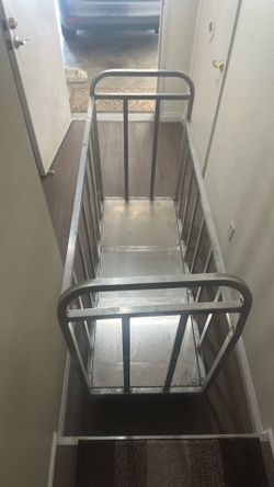 Metal containers with wheels
