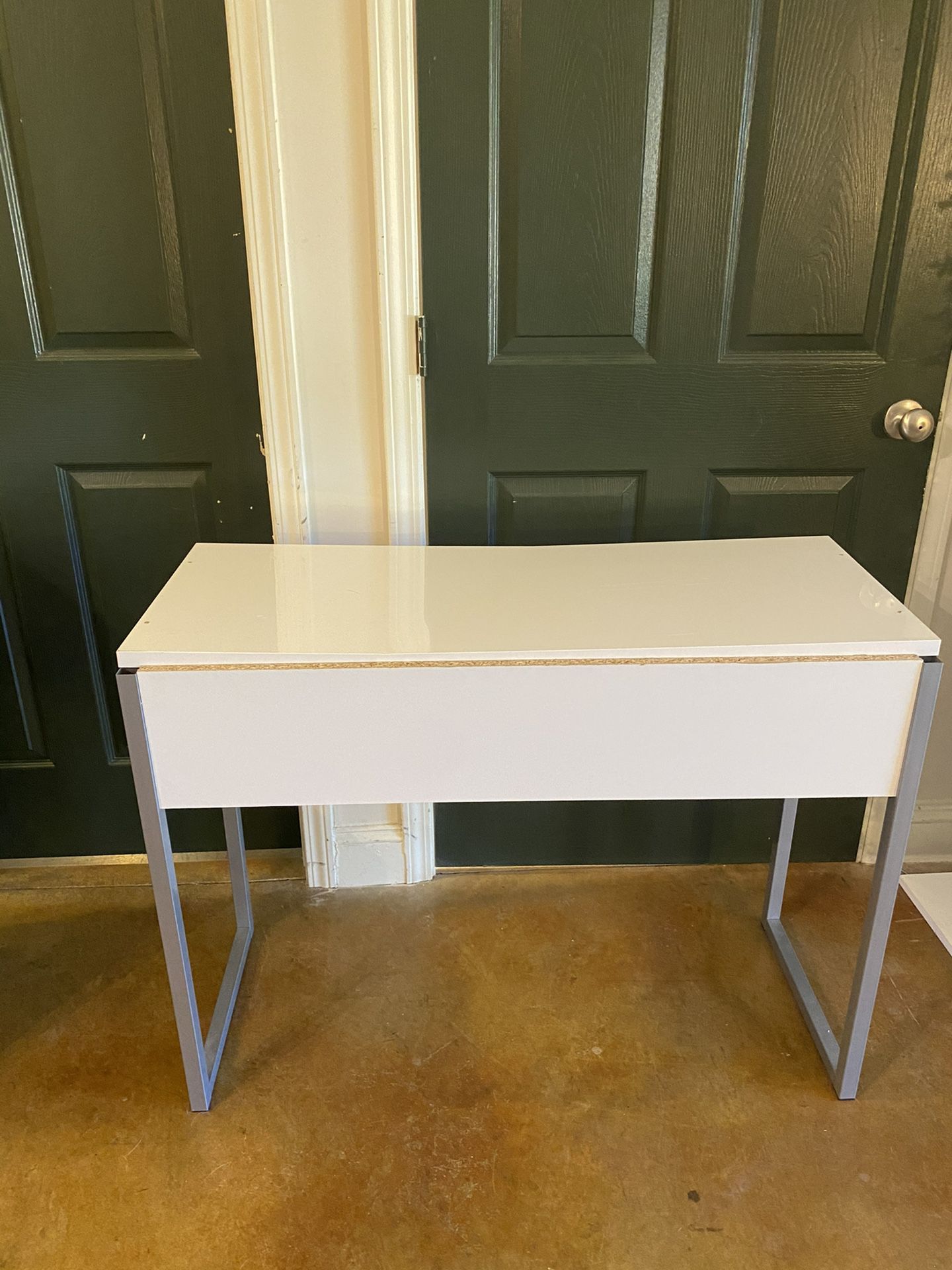 White Desk/Table