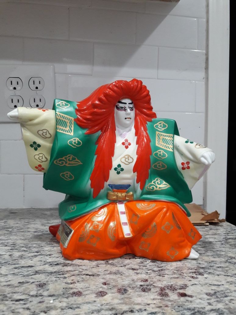 VINTAGE FIGURINE SAKE BOTTLE