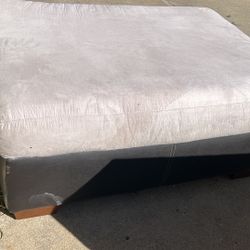 Big Ottoman 