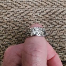 STERLING SILVER MOON RING. SIZE 7.5. NEW. PICKUP ONLY.