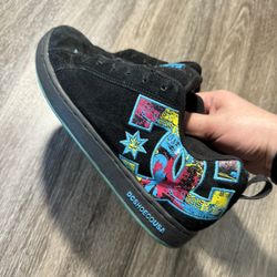 Vintage DC Lowtops Size 8 Woman’s 