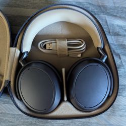 Sennheiser Momentum 4