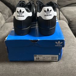Adidas Superstar Men’s size 10