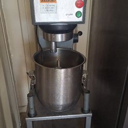 DOUGH MIXER, (USED).WORKING CONDITIONS. 