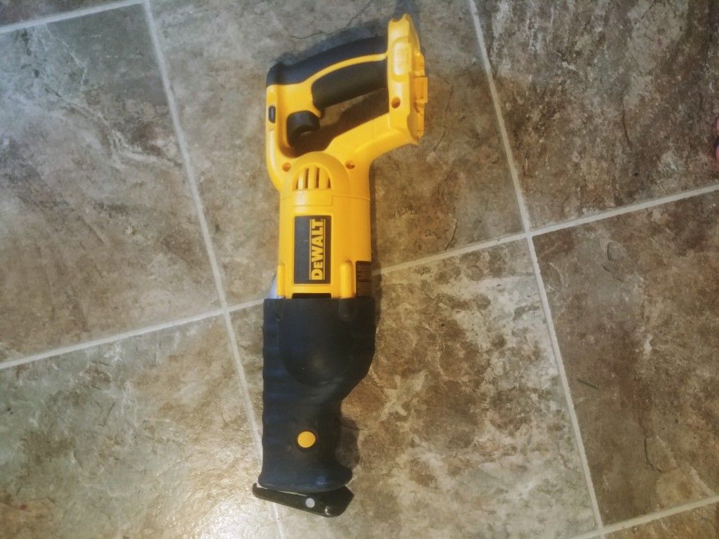 Dewalt reciprocating saw