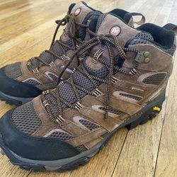 Merrill Moab 2 Mid Waterproof Hiking Boots Size 10