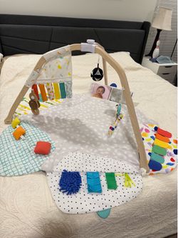 Lovevery Play Gym