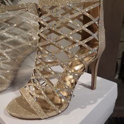 GOLD  STILETTOS
