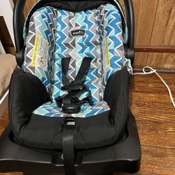 Evenflo Baby Car seat 