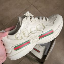 Gucci Shoes Men Size 10 1/2  (Used)