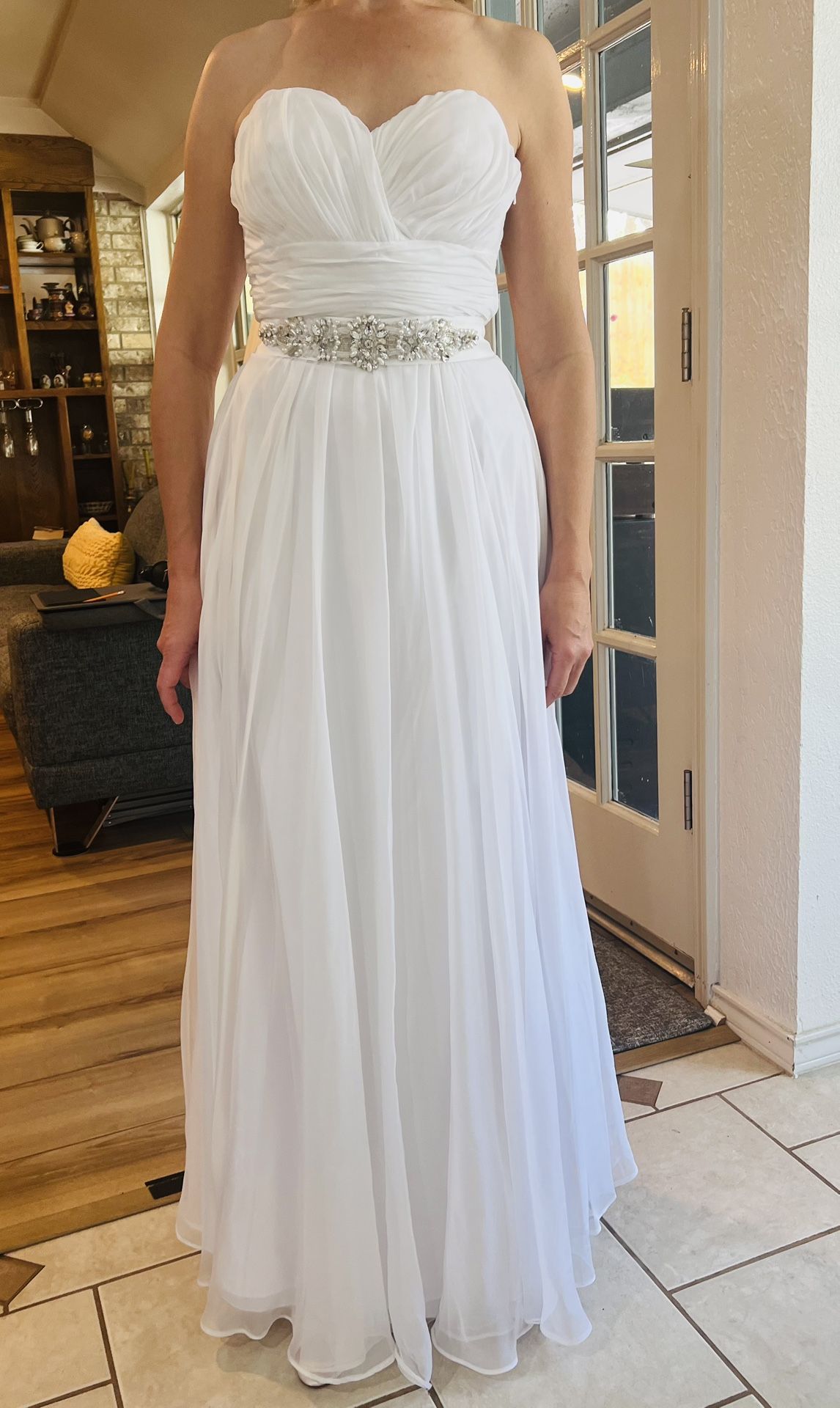 Beautiful, Lucky, Strapless Wedding Dress