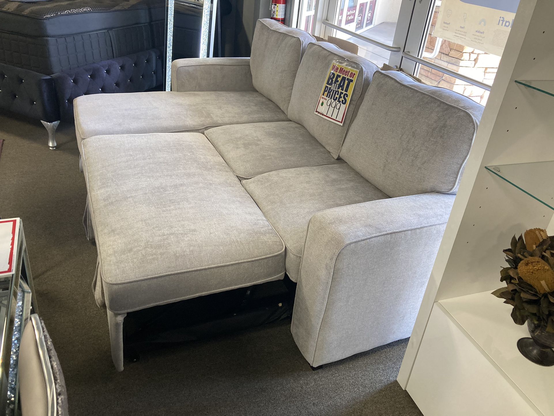 Sleeper Sofa! $899! Easy Financing! πποΈβ