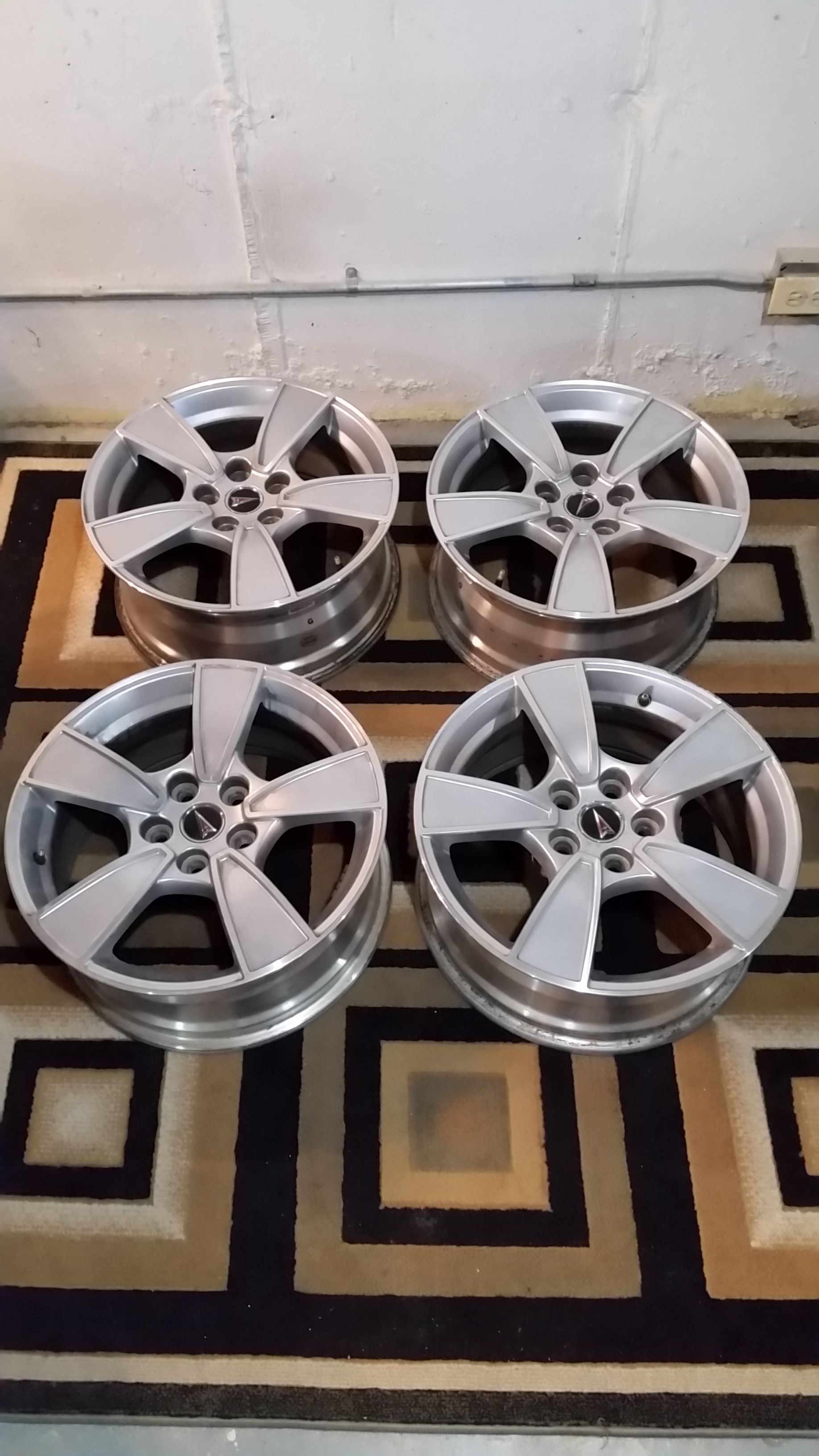 (4) 2008 Pontiac G8GT Rims