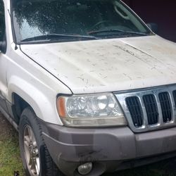 2004 Jeep Grand Cherokee For Parts